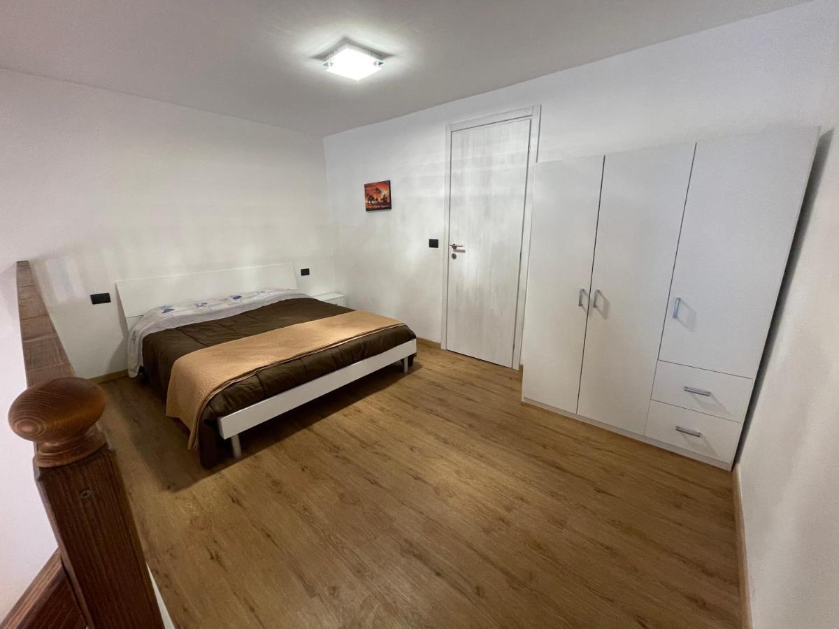 Il Portico Appartement Vado Ligure Buitenkant foto